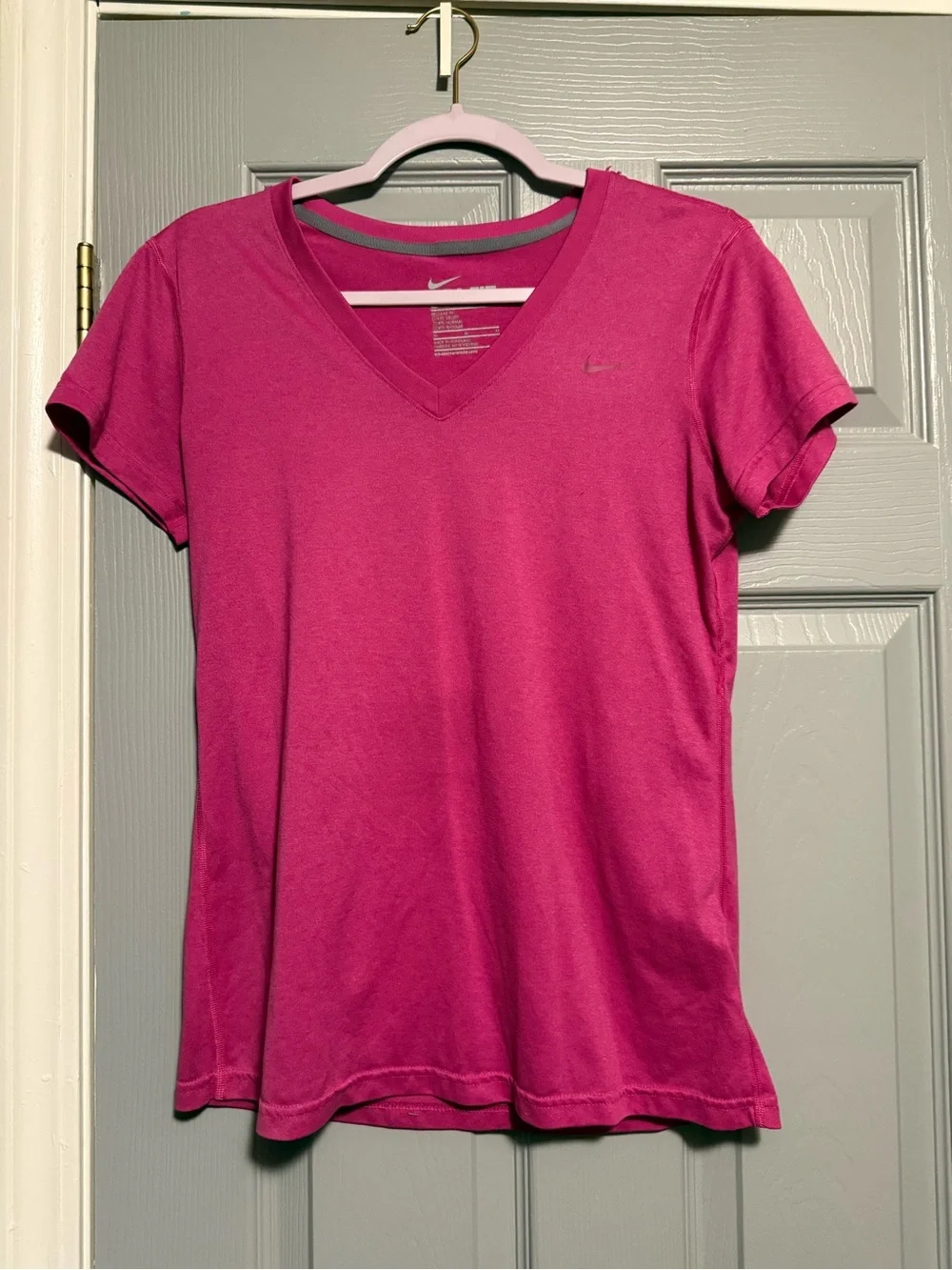 Nike Women’s V-Neck Short Sleeve Tee - Fuchsia Pink
